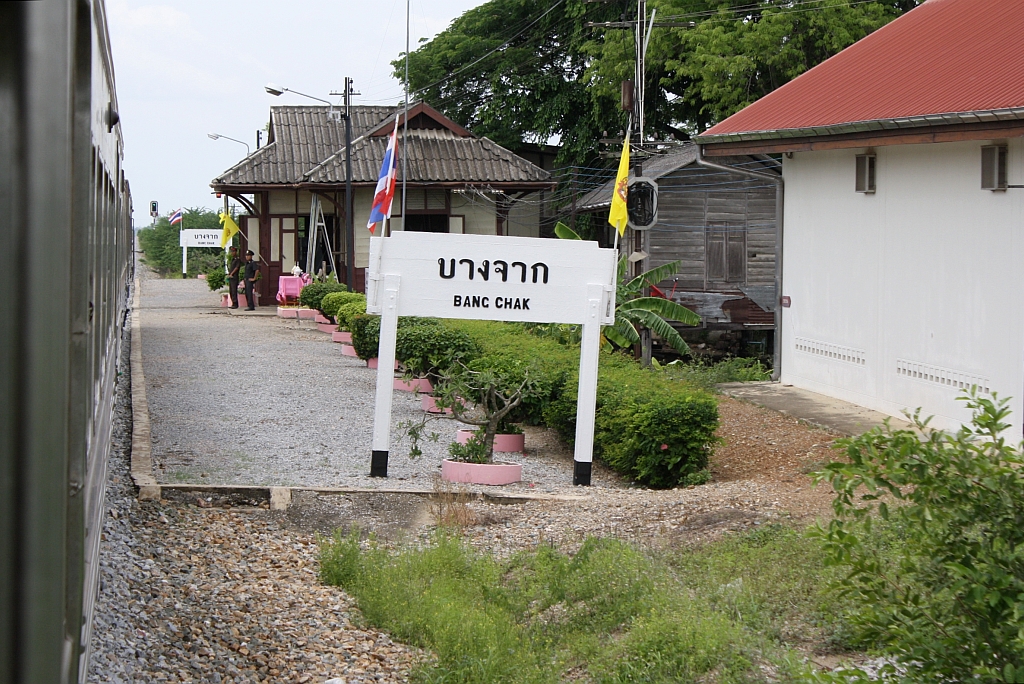 Bf. Bang Chak, Blickrichtung Ban Thung Pho Junction, am 03.Juni 2012. 

