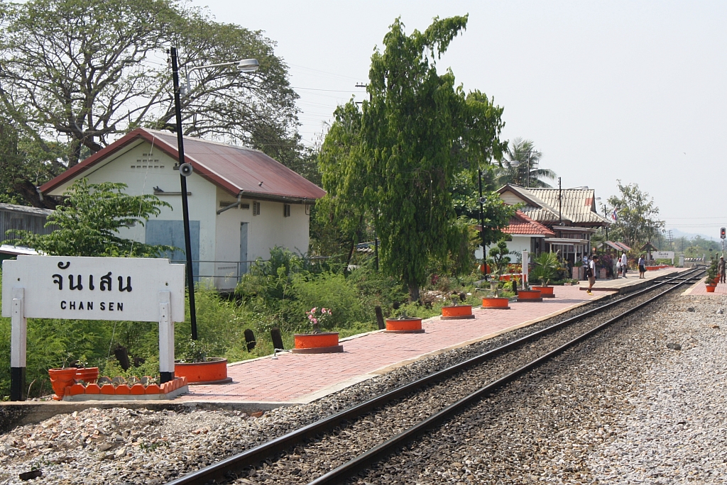 Bf. Chan Sen, Blickrichtung Chiang Mai, am 13.M�rz 2012. 

