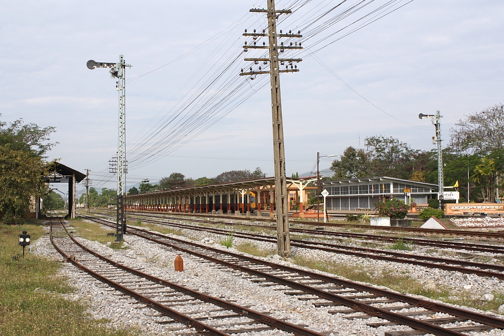 Bf. Den Chai am 08.Jnner 2011, Ansicht aus Richtung Bangkok.

