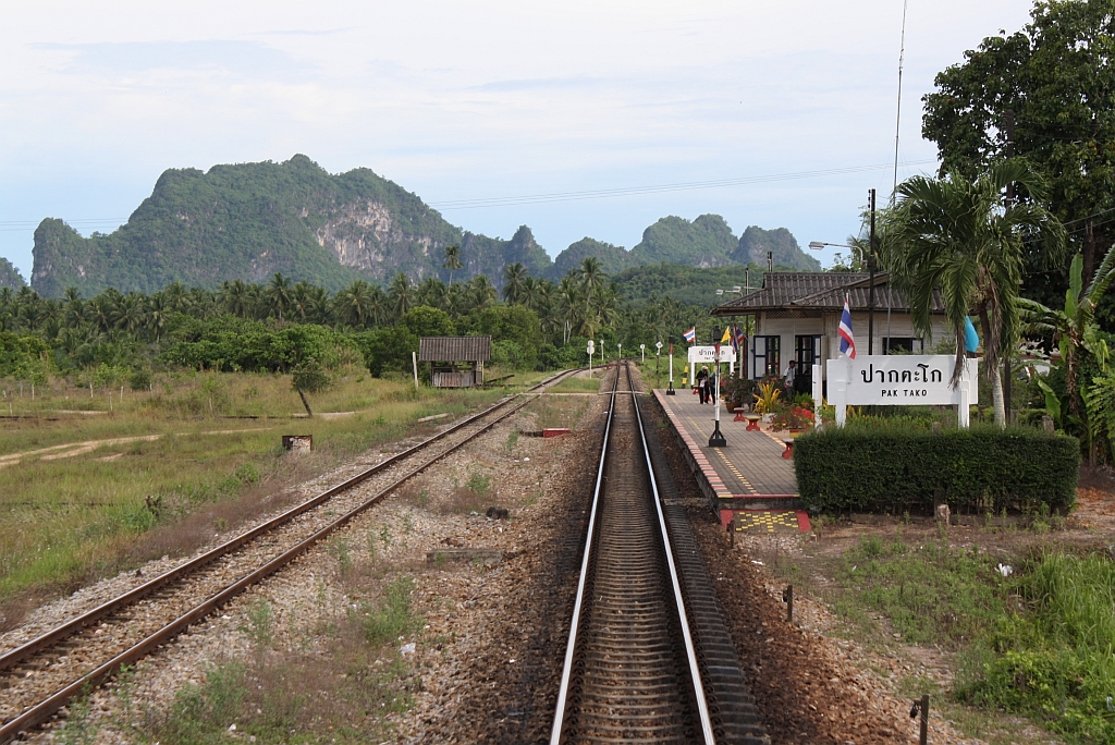 Bf. Pak Tako, Blickrichtung Ban Thung Pho Junction, am 17.Mai 2013. 


