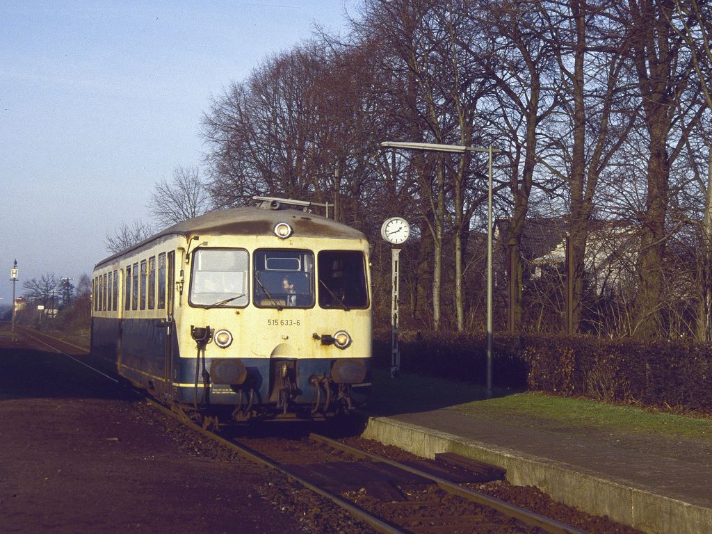 Bf. Rhade mit 515 633 am 28.12.1992