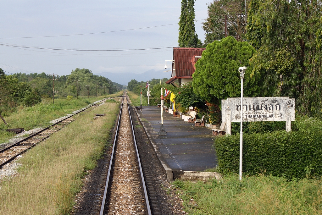 Bf. Tha Maenglak, Blickrichtung Hat Yai Jn. am 11.Jnner 2012.