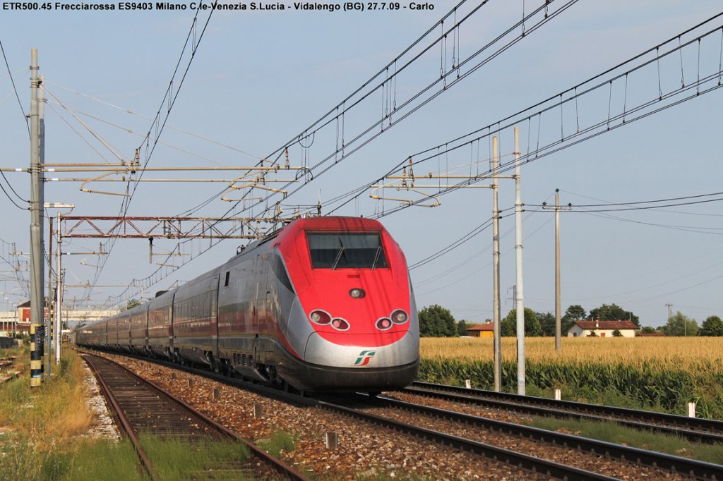 Bis Dezember 2009 ein Paar in der Frh und am Abend Frecciarossa Verbindung zwischen Mailand und Venedig.
Jetzt hier sehen wir diese Zge, wenn sie gesendet werden OGR Vicenza