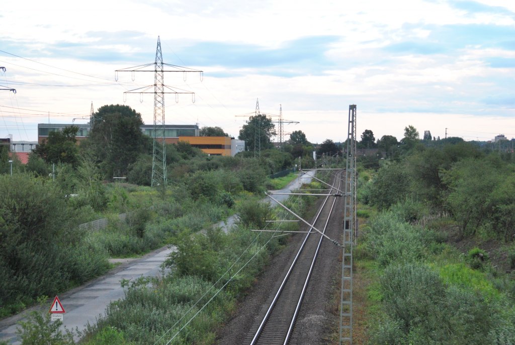 Blick auf ein Nebengleis am Eisenbahnlngsweg in Lehrte, am 16.08.2010.
