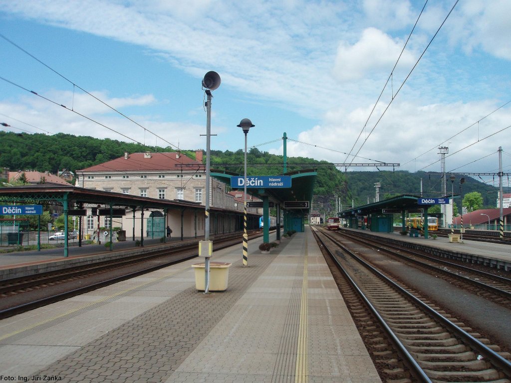 Blick auf den Haupt Bahnhof Děčn.2012.05.12