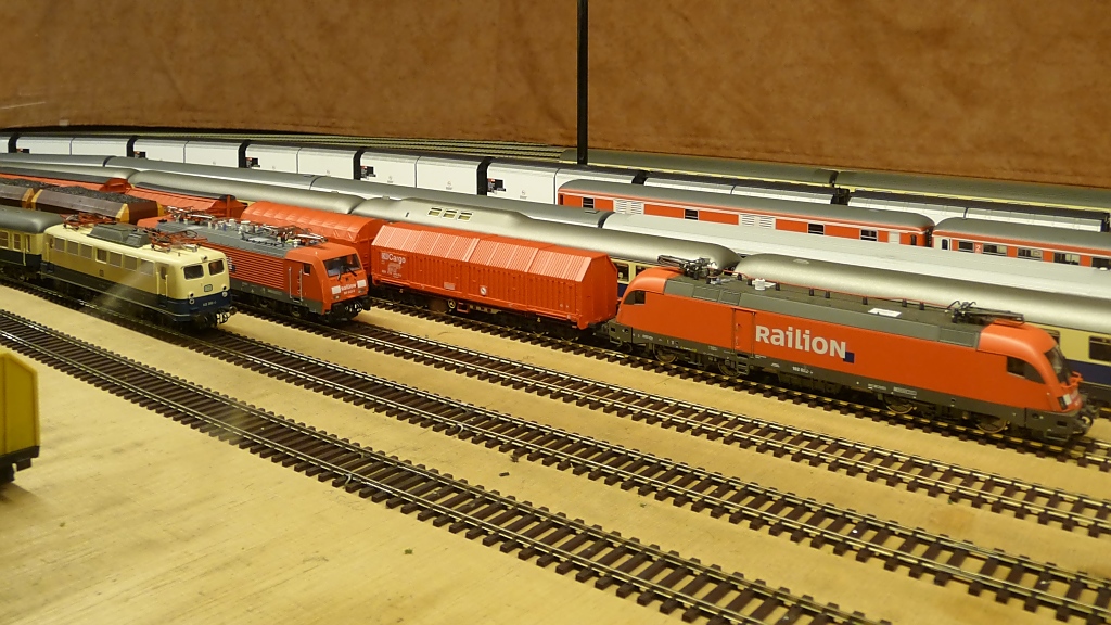 Blick hinter die Kulissen der Schwarzwald-Modellbahn, 3.10.11