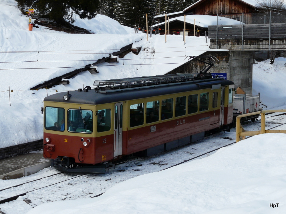 BLM - Triebwagen Be 4/4  22 bei der Haltestelle Winteregg am 25.02.2011