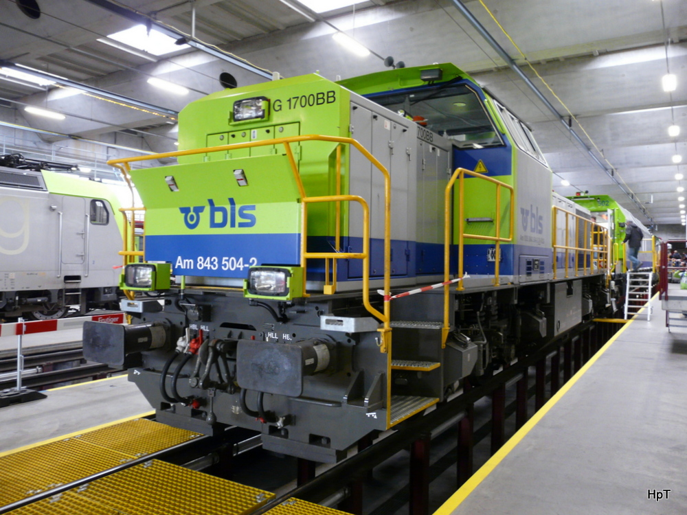 bls - Lok Am  843 504-2 im Werkstttearel in Spiez anlsslich eines Tag der offen Tr der Werksttte am 25.05.2013