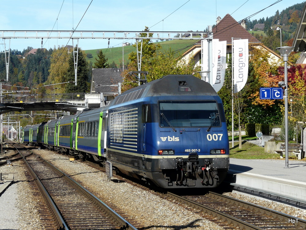 bls - Nachschuss der 465 007-3 in Langnau am 29.10.2010
