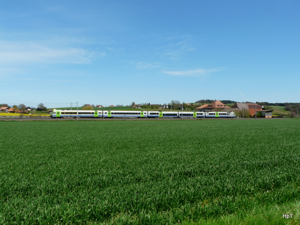bls - Regio Nach Biel unterwegs bei Schpfen am 26.04.2012