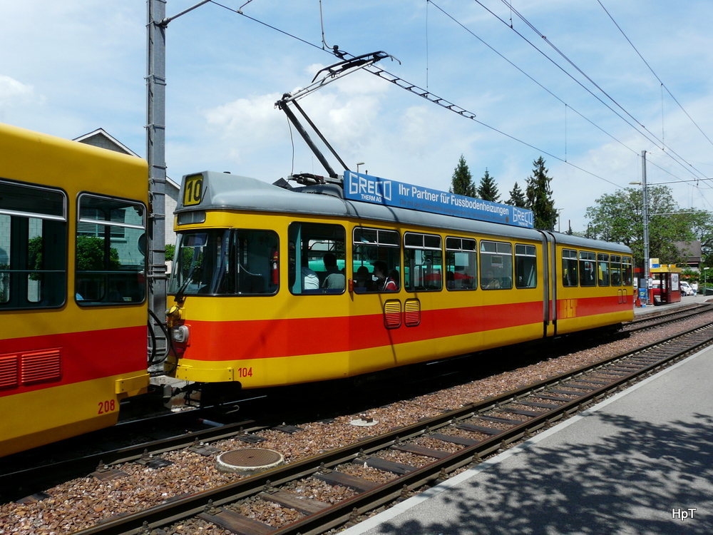 BLT - Tram Be 4/6  104 in Bottmingen am 25.05.2012