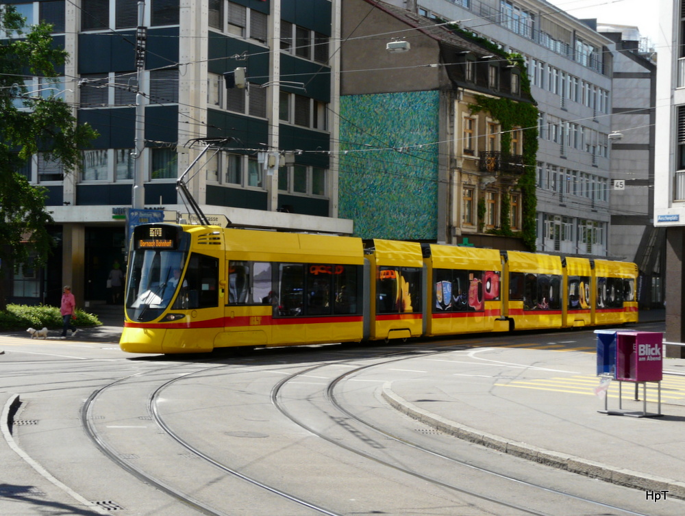 BLT - Tram Be 6/10 157 unterwegs auf der Linie 10 in der Stadt Basel am 25.05.2012