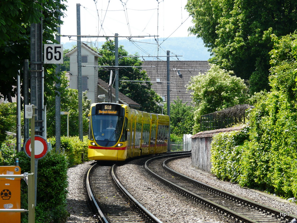 BLT - Tram Be 6/10 162 in Bottmingen am 25.05.2012