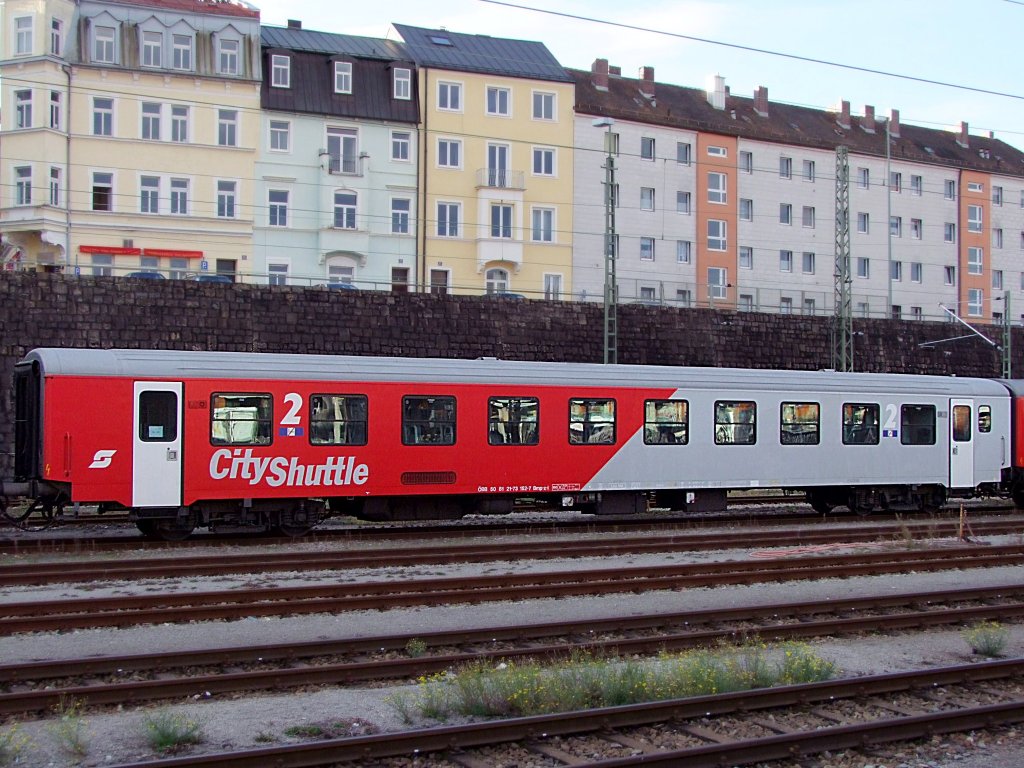 Bmp-z-I 50812173152-7 wartet am Passauer Hauptbahnhof auf weitere Einstze;101113