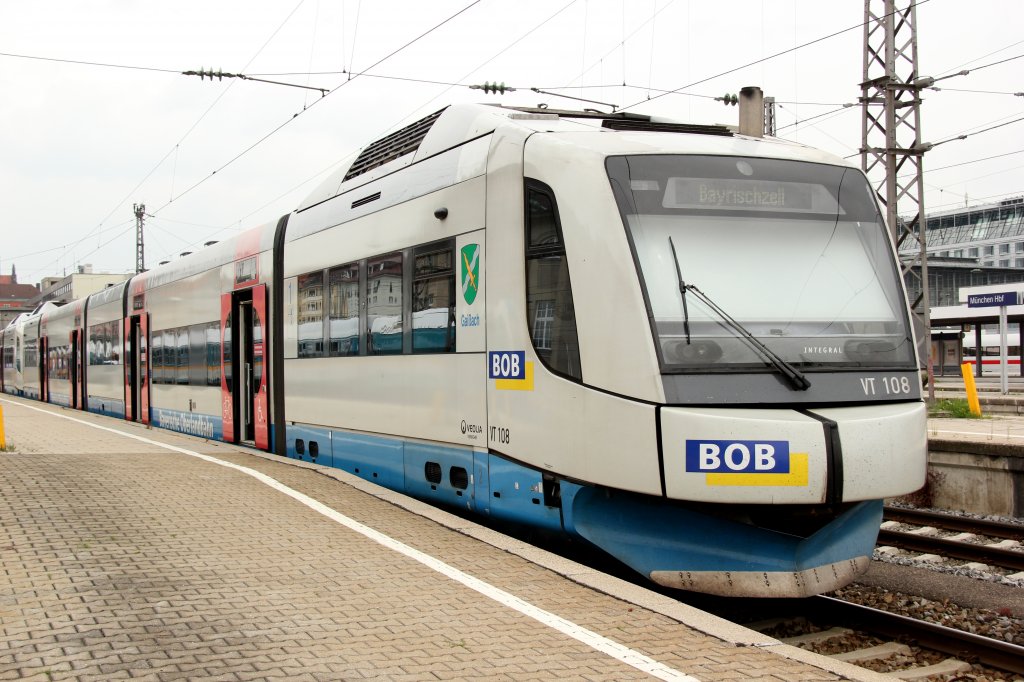 BOB VT 108 in M�nchen Hbf, Juli 2012.