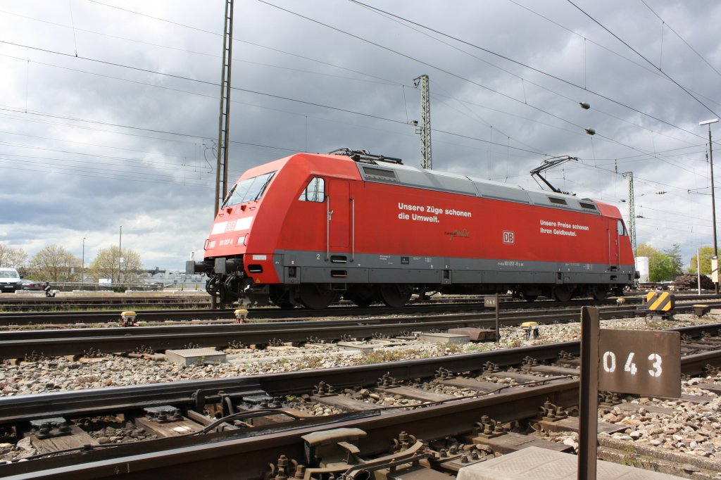BR 101 in Basel Bad, Mai 2012.
