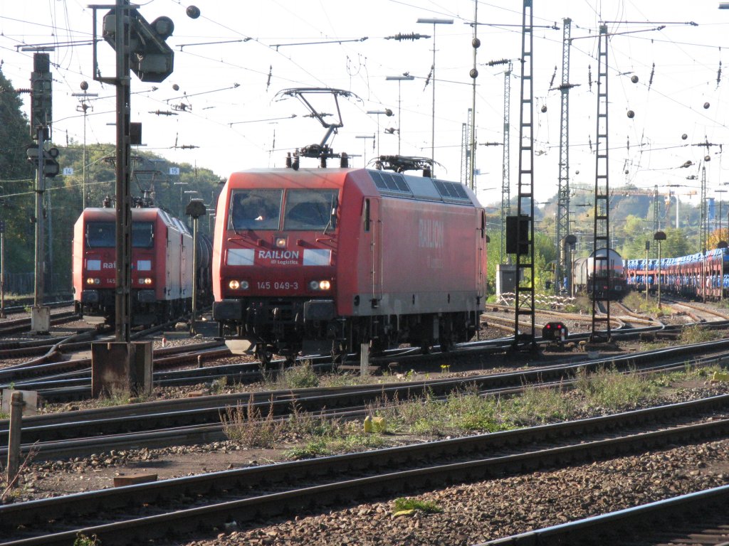 BR 145 049-3 von Railion rangiert in Aachen-West 10.10.2010