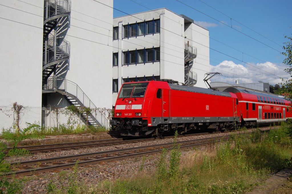 BR 146 201 fhrt am 14. Juli 2012 durch den alten Westbahnhof in Stuttgart