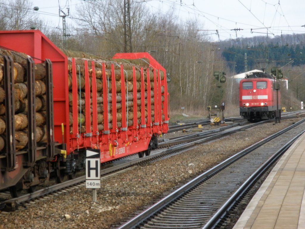 BR 151 nach erfolgreicher Schubleistung ber die Geislinger Steige am 3.4.2010 in Amstetten (Wrtt).
