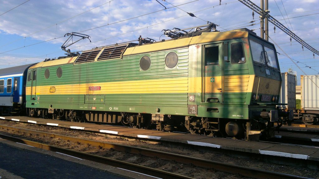 BR 163 239 am 29.8.2012 in Bf. Melnik.