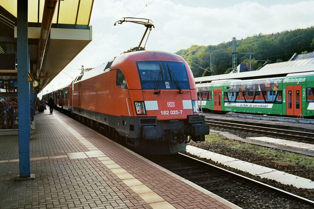 BR 182 025-7 in Eisenach am 07.09.11