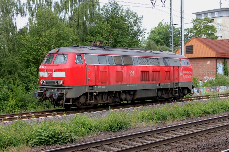 BR 218 364 (Sylt Shuttle) in Elmshorn (14.06.2011)