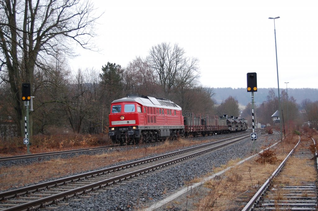 BR 232 592-6 fuhr am 20.03.10 mit diesem Millitrzug von Schnhauser Damm nach Holzminden durch den Hp Bad Driburg. 