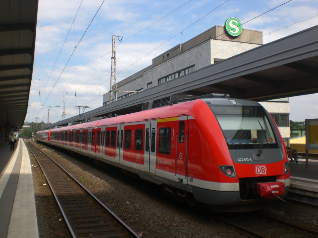 BR 422 als S1 nach Dortmund Hauptbahnhof im Hauptbahnhof Essen.(3.7.2012) 