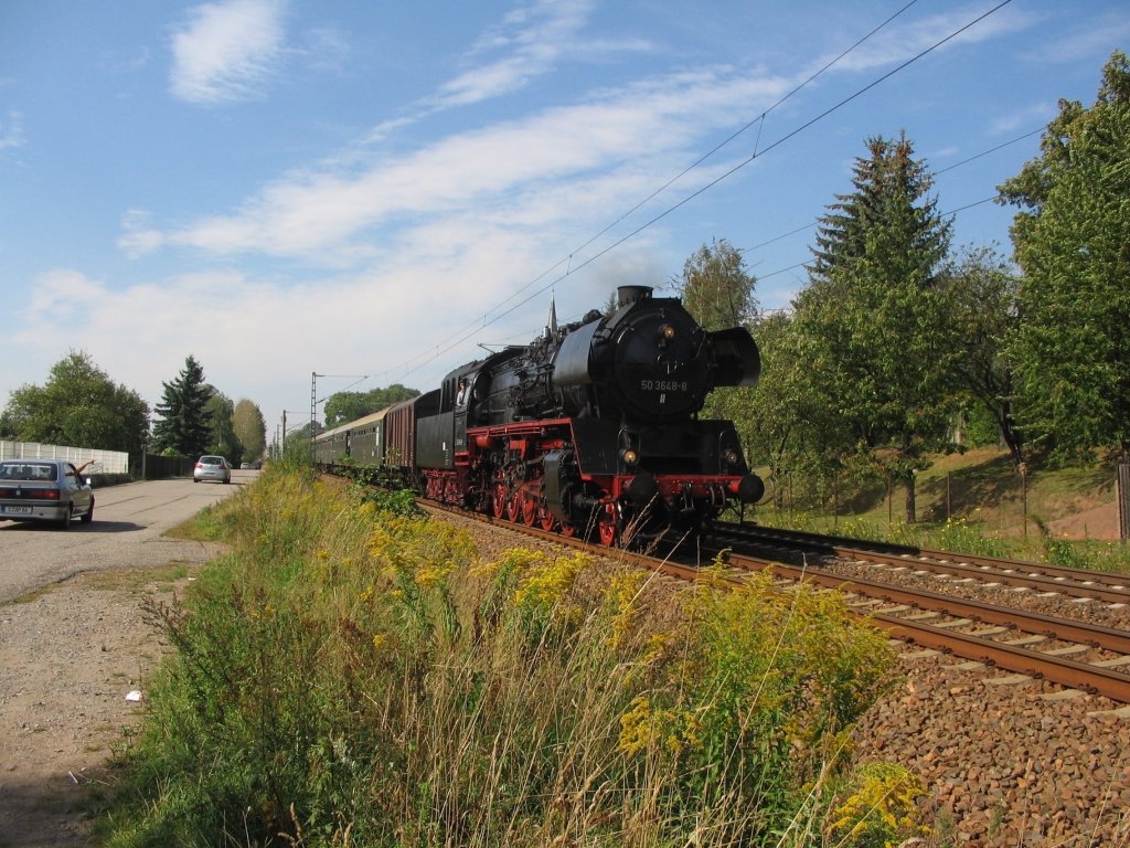 BR 50 3648-8 am 17.9.2006 um 12:10 Uhr kurz vor dem Haltepunkt Grüna.