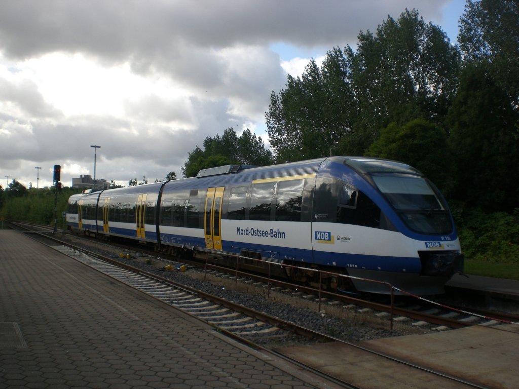 BR 643 Talent als RE nach Kiel Hauptbahnhof im Bahnhof Eckernfrde.