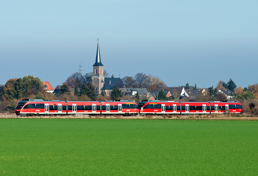 BR 644 -  RB24 Eifelbahn  nach Kall bei Euskirchen-Euenheim -  09.11.2011