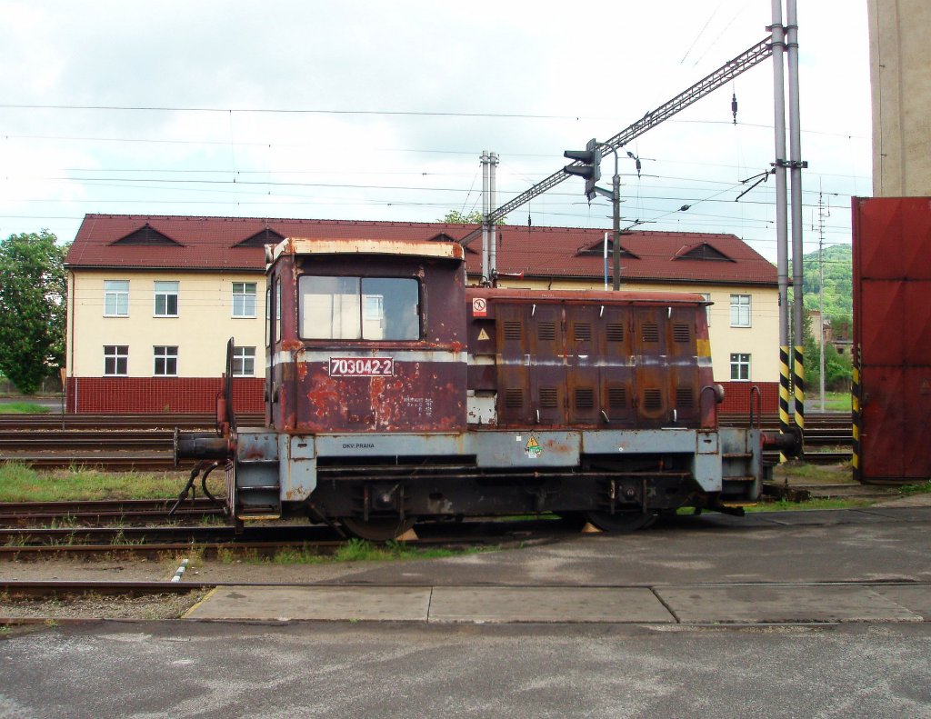 BR 703 042 am 12.5.2012 in Dečn Lok-Werkstatt(Tetschen-Bodenbach)