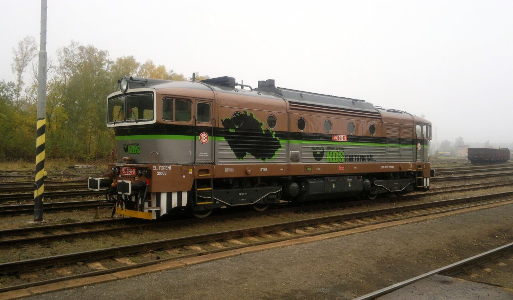 BR 750.096 am 20. 10 2012 in Kladno. Private lokomotive KDS Kladno.