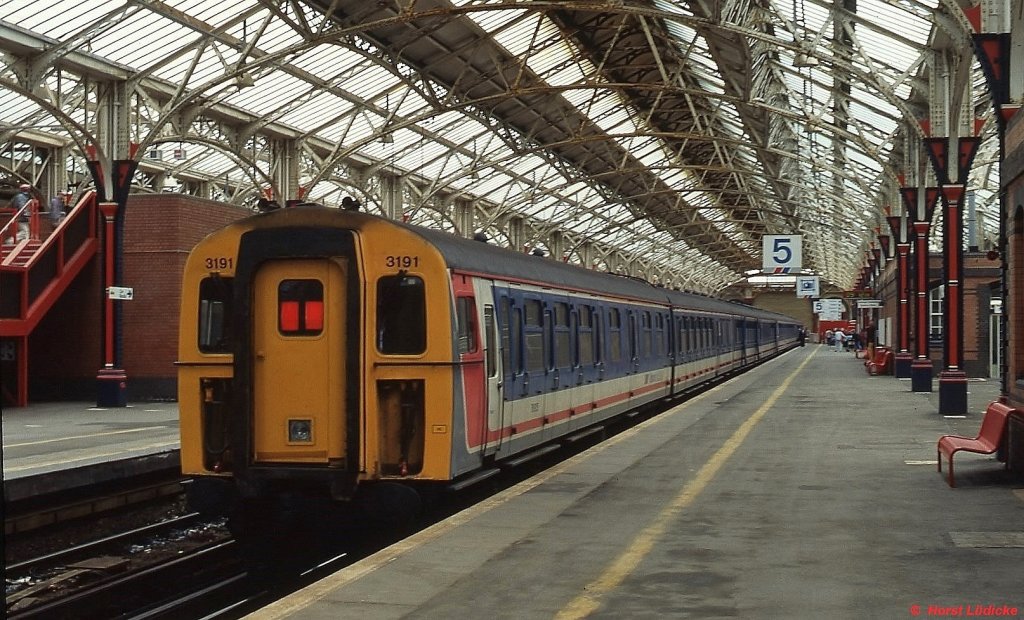 BR Class 423 Nr. 3191 im April 1992 in Dover