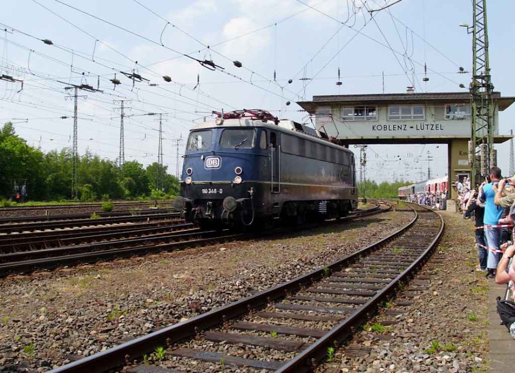BR110 348-0 Bei der Lokparade im DB-Museum Koblenz Ltzel am 21.05.11.