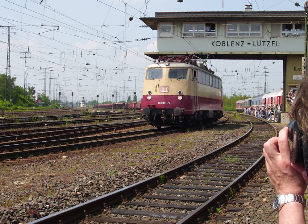 BR113 311-5 bei der Lokparade im DB-Museum Koblenz Ltzel am 21.05.11.