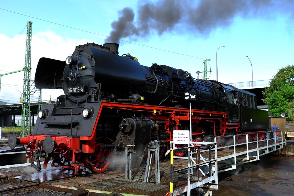 BR35 at Eisenbahnmuseum Dresden-altstat on 8th of Oct. 2011. 