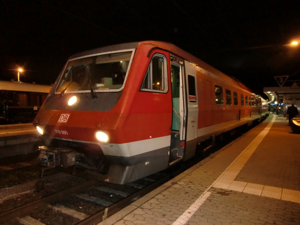 BR610(Pendolino) in Nrnberg . Der Zug fuhr weiter nach Schwandorf .