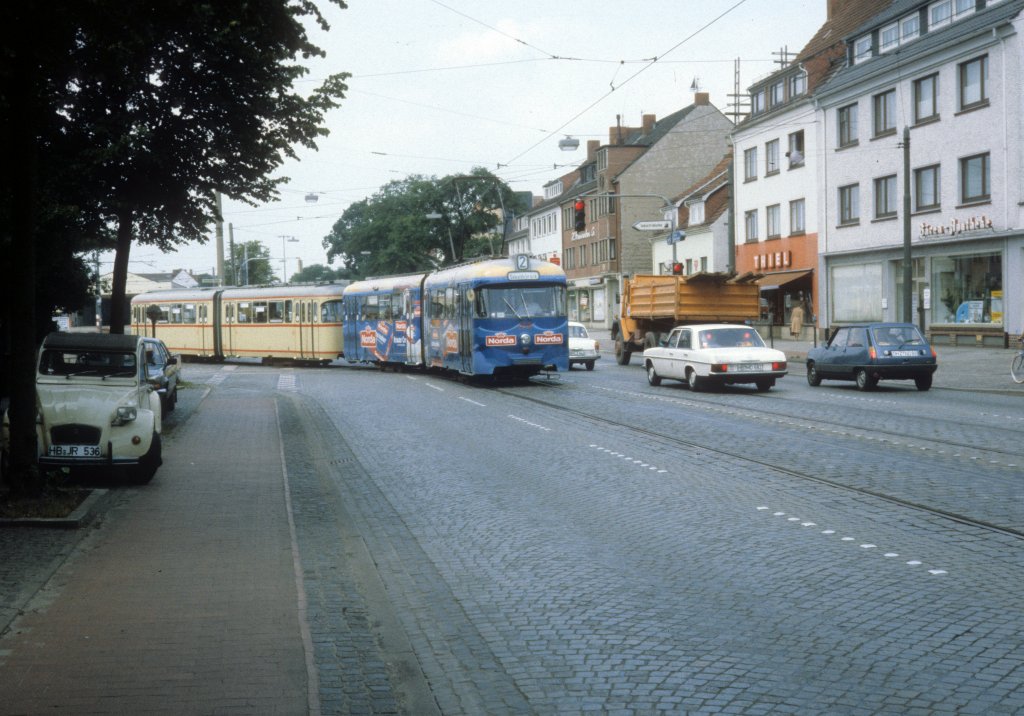 Bremen BSAG SL 2 (Hansa-GT4 456) Grpelinger Heerstrasse am 23. Juni 1981.