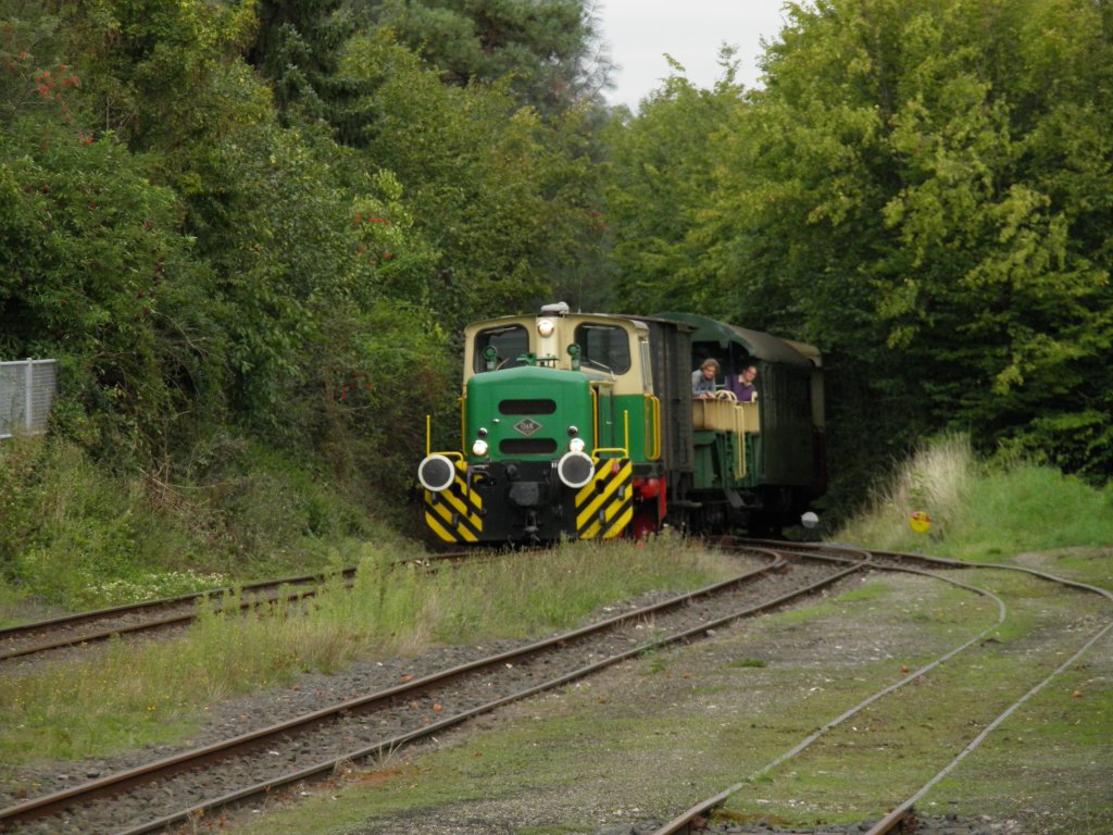 Brohltalbahn (Vulkan-Express) Lok D5 in Oberzissen (28.08.2011)