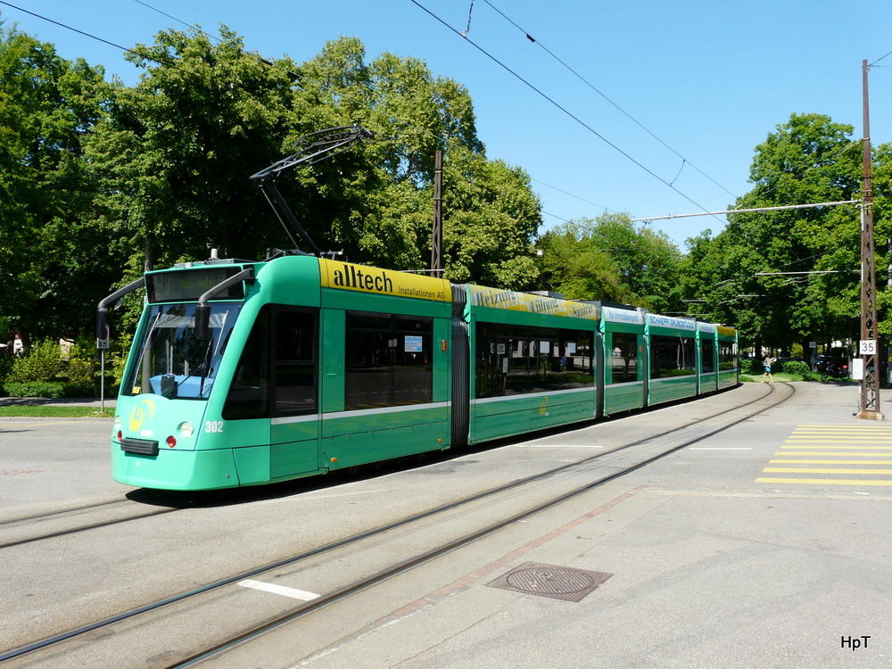 BVB - Be 5/6 302 unterwegs auf der Linie 8 am 24.05.2010