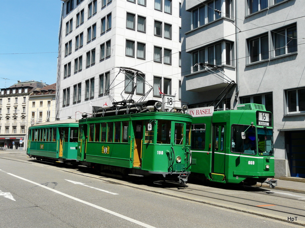 BVB - Generationentreff Be 2/2 190 mit Beiwagen B 1303 neben dem Be 4/8 669  am 24.05.2010