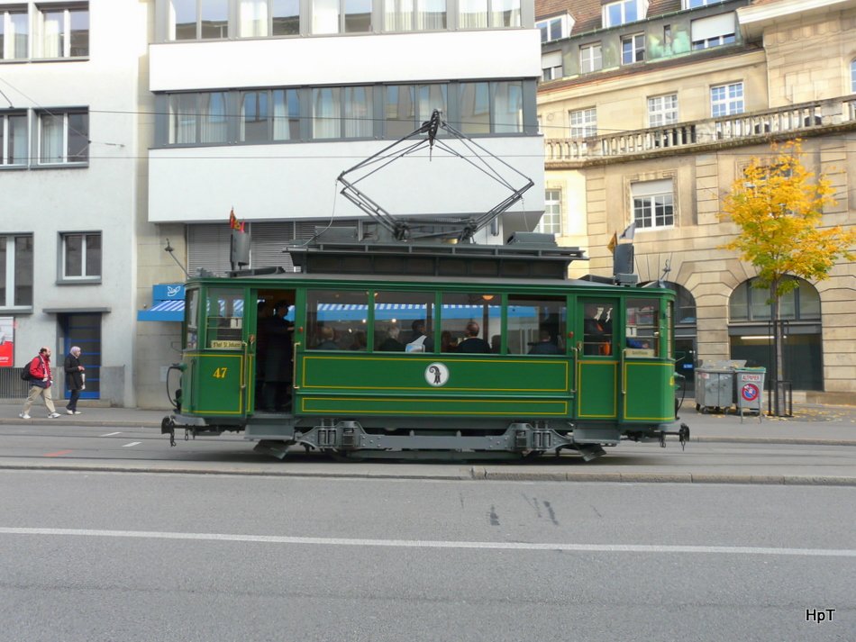 BVB - Oldtimer Tram Ce 2/2 47 unterwegs in der Stadt Basel am 31.10.2009