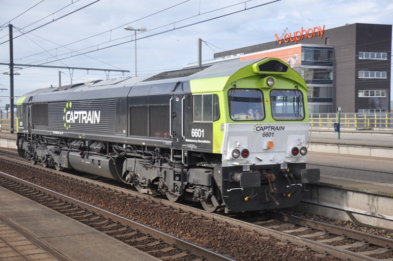 Captrain 6601 in Bahnhof Antwerpen-Luchtbal 04.08.2012

