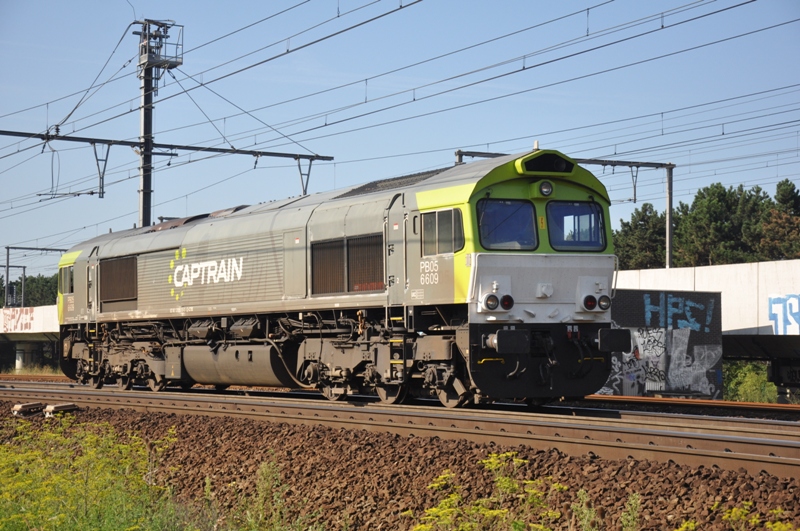 Captrain PB05 6609 am 11.08.2012 in der Nhe von Bahnhof Antwerpen-Luchtbal