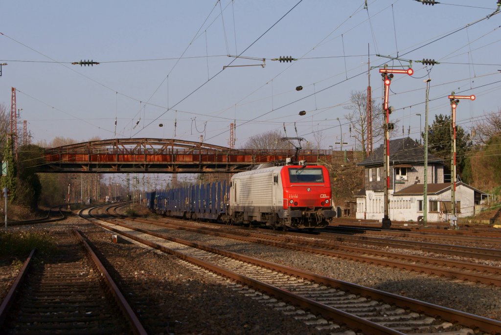 CB Rail E 37 510 mit einem Stahlzug in Dsseldorf-Rath am 28.03.2012