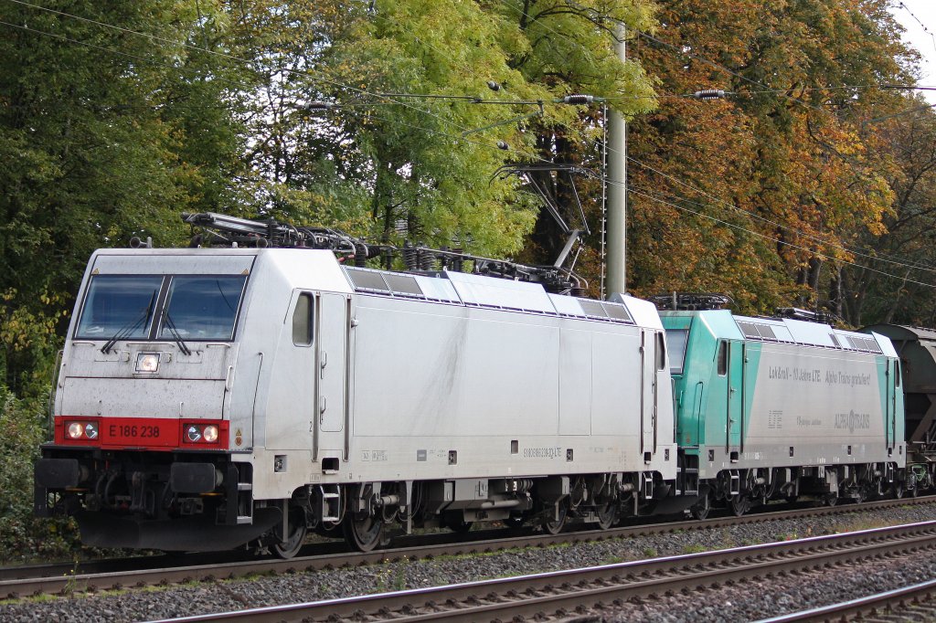 CB Rail/LTE E186 238 zog am 15.10.12 die LTE Mietlok 185 608 und einen Getreidezug durch Ratingen-Lintorf.