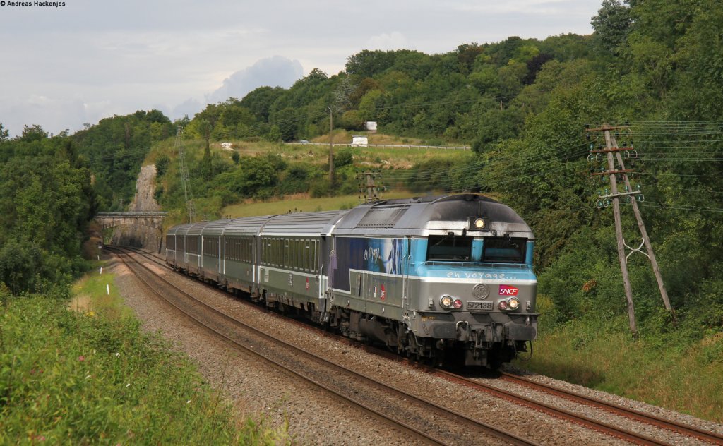 CC 72138 mit dem CIC 1848 (Belfort-Paris Est) bei Coulevon 14.8.12