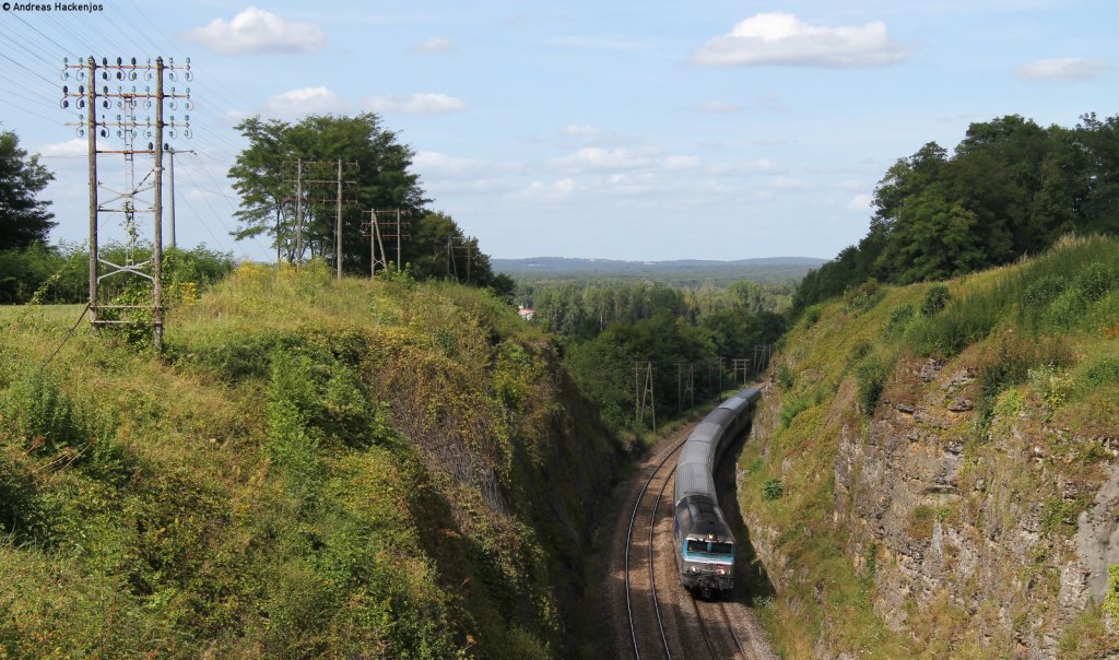 CC 72160 mit dem CIC 1741 (Paris Est-Belfort) bei Chaux-l�s-Port 16.8.12