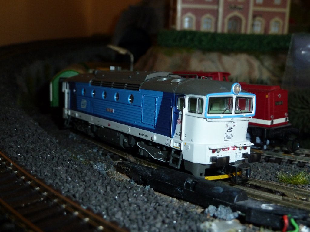 CD 754 067(Taucherbrille) bei der Einfahrt in den Bahnhof.